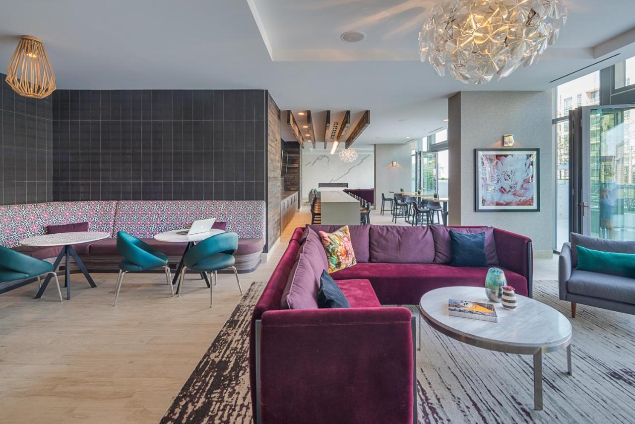 Level Chicago - Old Town Hotel Luaran gambar